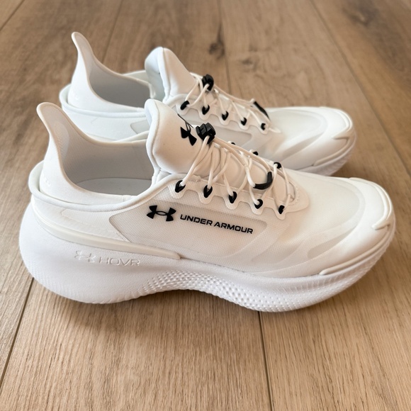UNDER ARMOUR UA NOVA SLIPSPEED UNISEX SIZE MENS 7/WOMENS 8.5 NEW - Picture 1 of 12